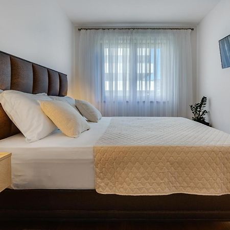 Diamond Two Bedroom Apartment Zadar Bagian luar foto