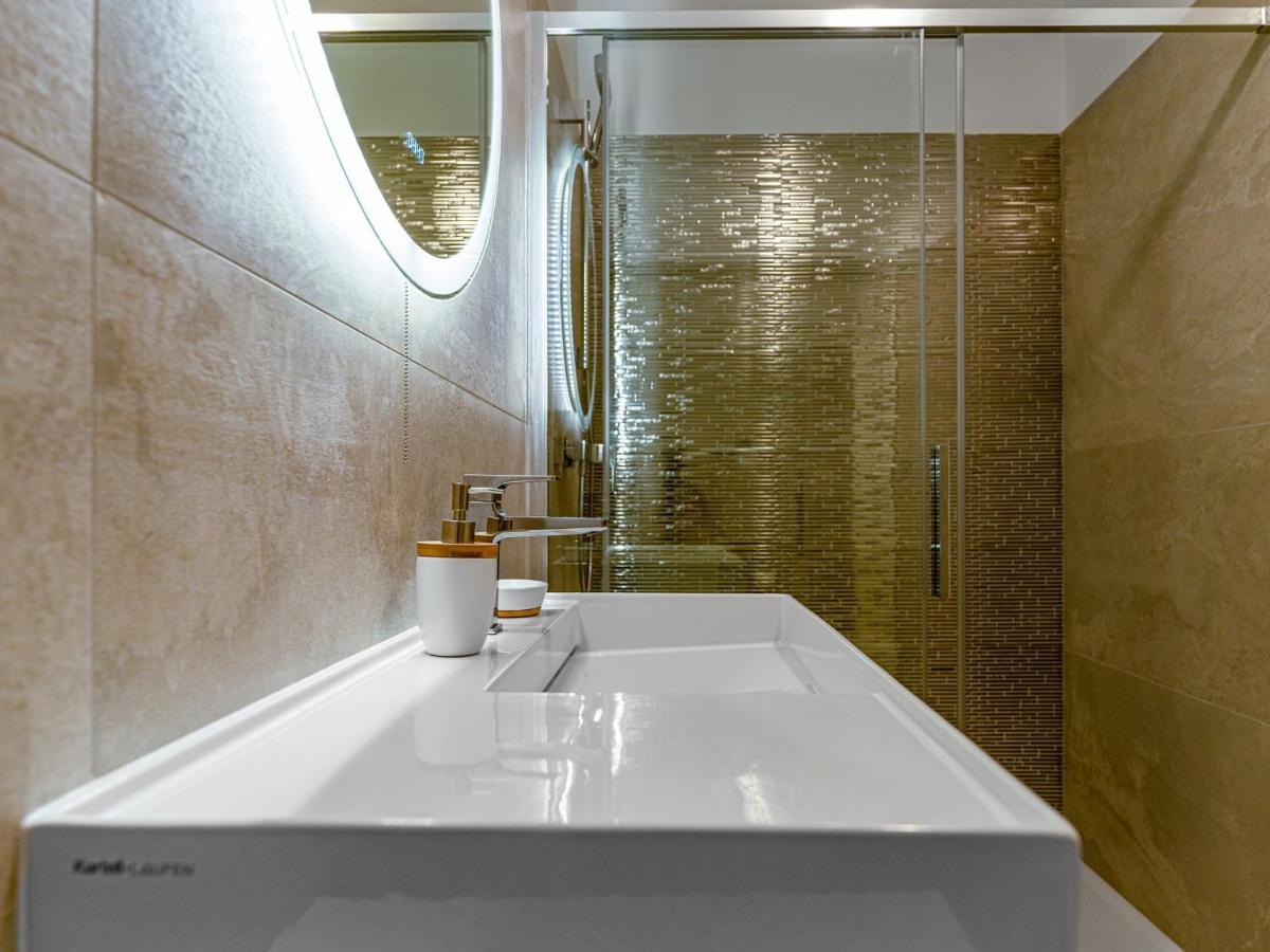 Diamond Two Bedroom Apartment Zadar Bagian luar foto