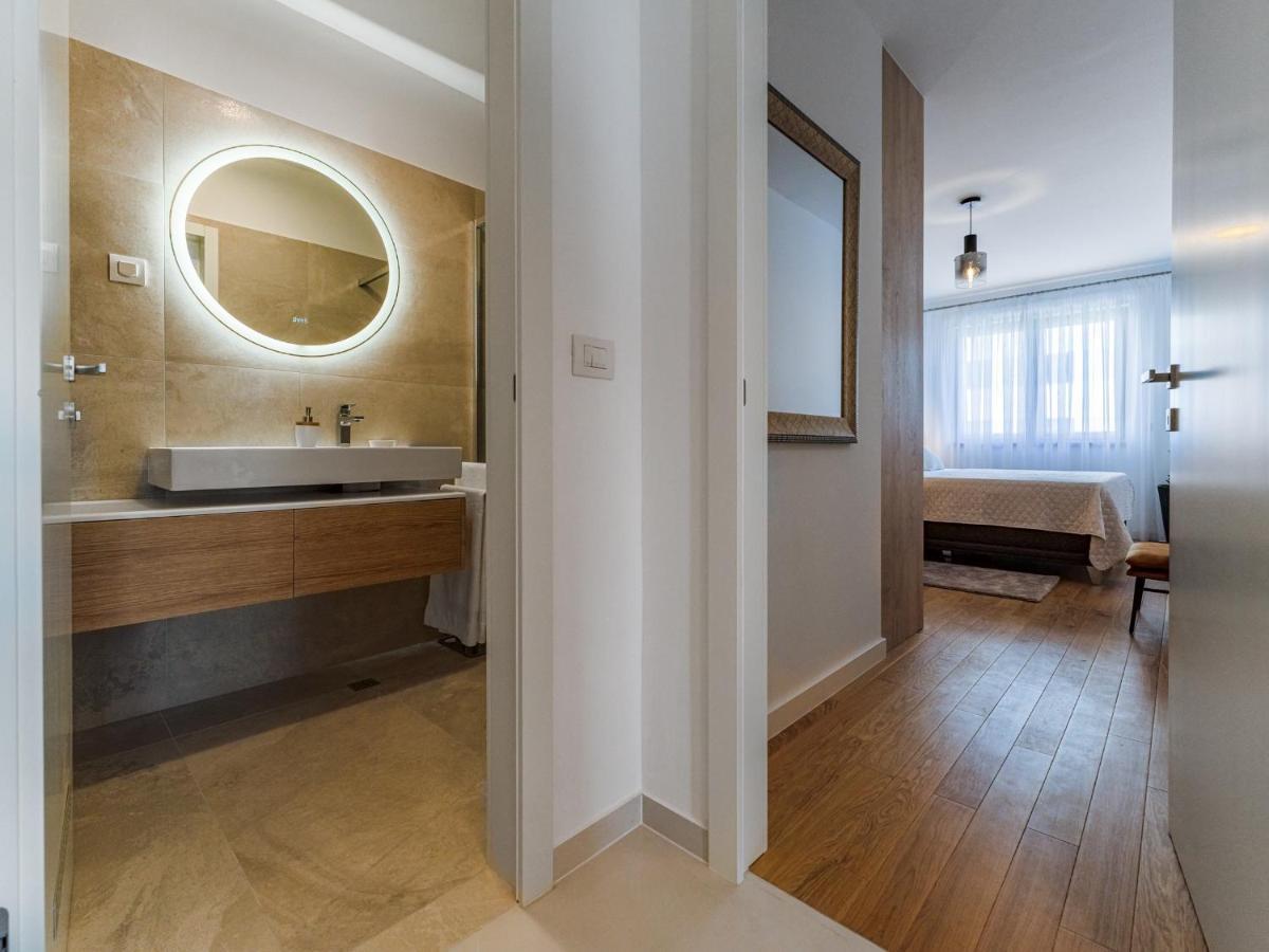 Diamond Two Bedroom Apartment Zadar Bagian luar foto