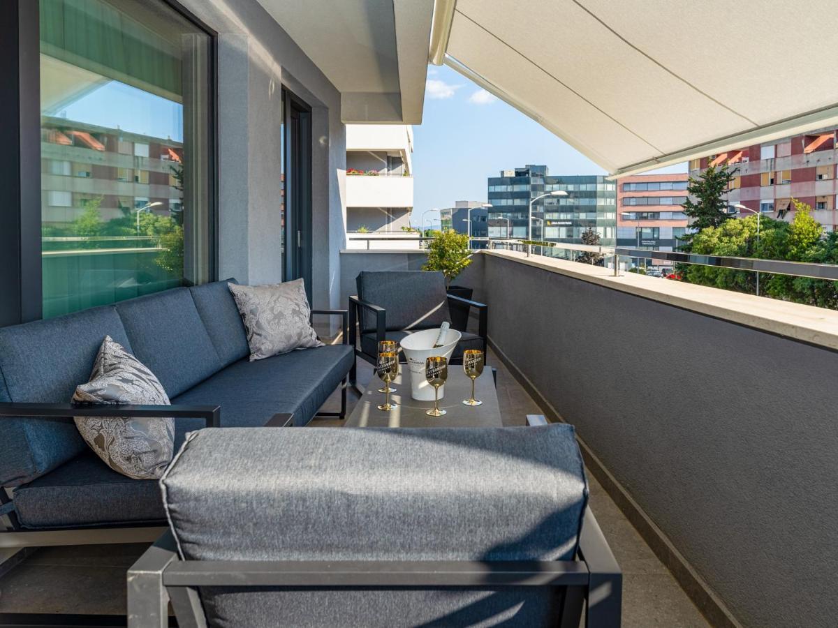 Diamond Two Bedroom Apartment Zadar Bagian luar foto