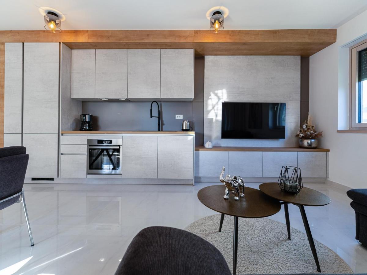 Diamond Two Bedroom Apartment Zadar Bagian luar foto